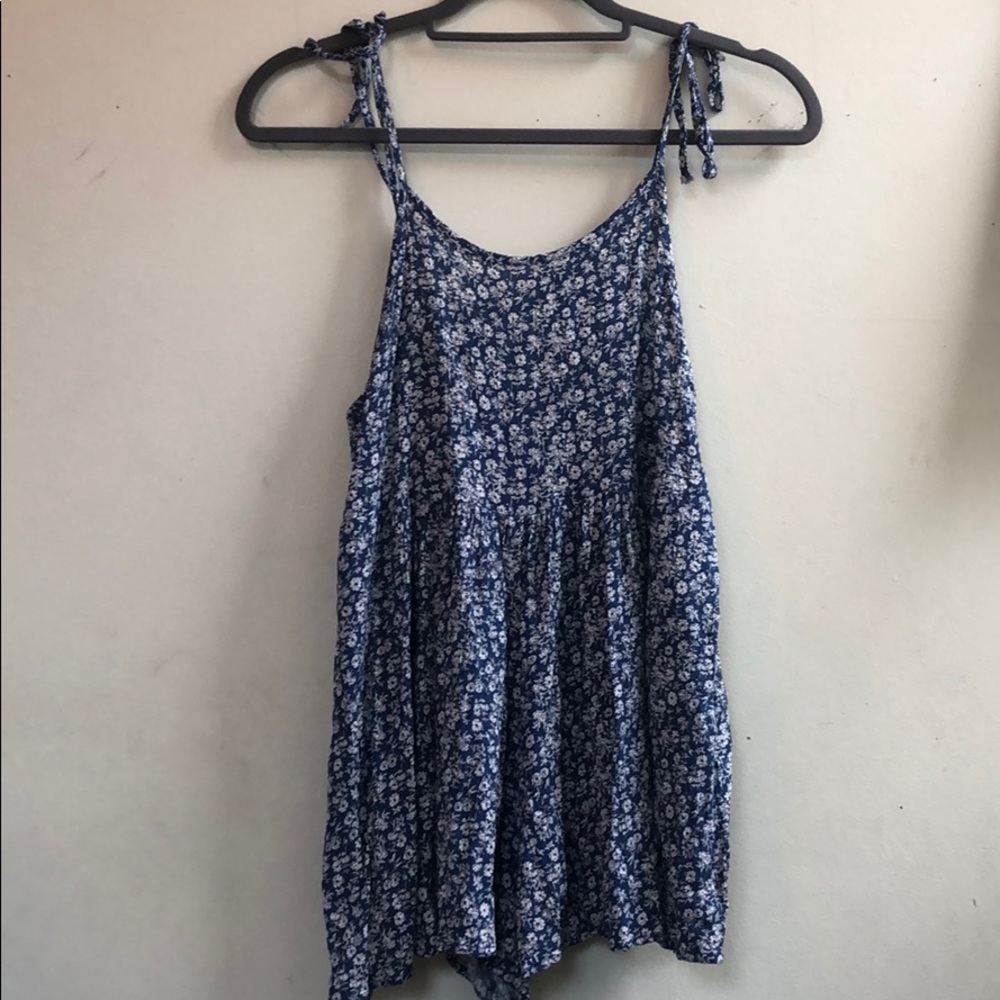 Urban Outfitters Blue Floral Romper - Picture 1 of 4